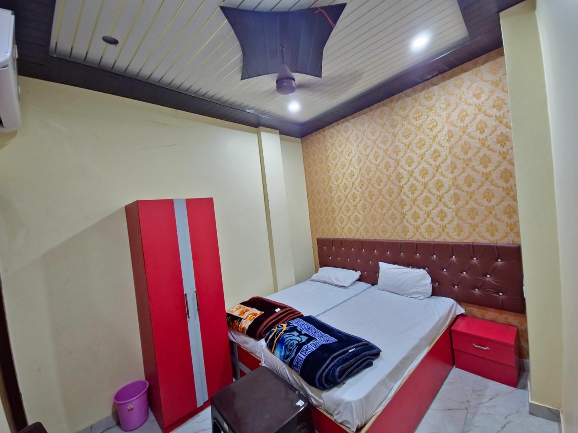 Hotel Kalika P Guest House Bénarès Extérieur photo